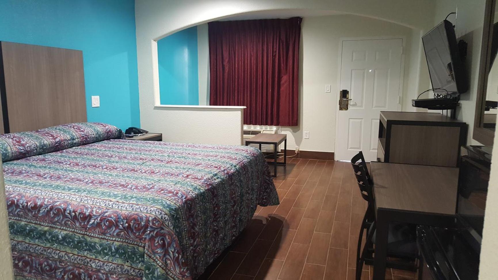 Moonlight Inn & Suites Jersey Village Oda fotoğraf